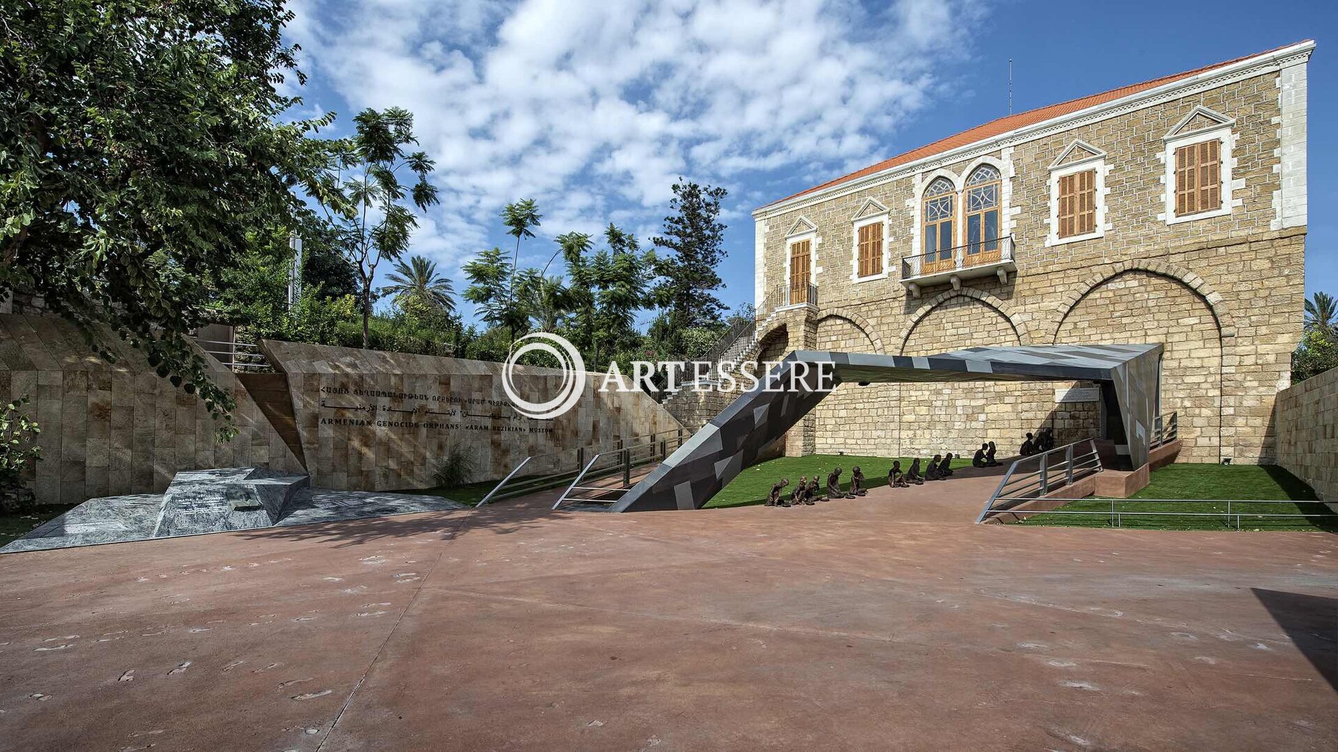 Armenian Genocide Orphans′ «Aram Bezikian» Museum