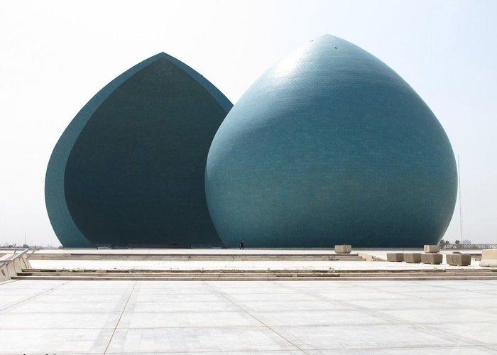 Al-Shaheed Monument