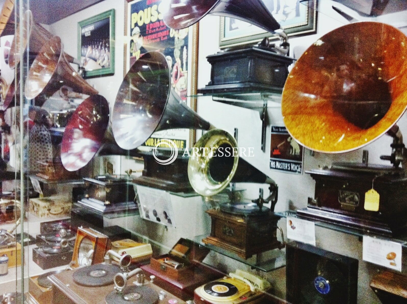 Charmsori Gramophone & Edison Science Museum