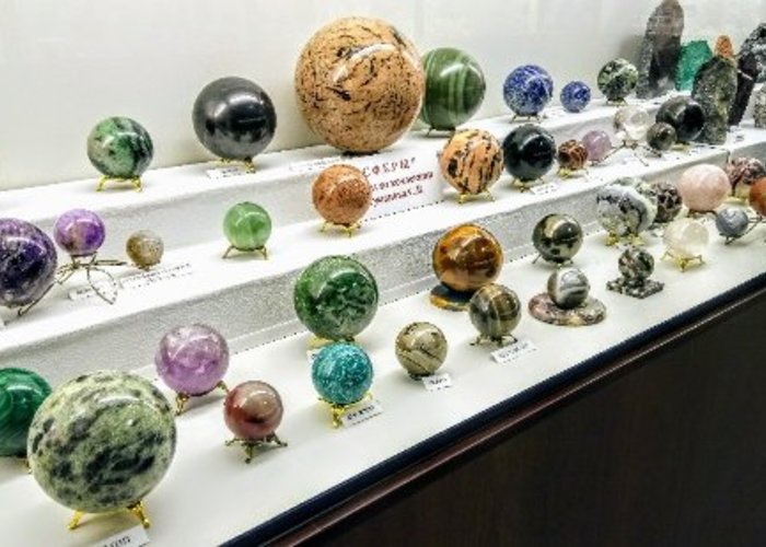 The Monchegorsk Museum of coloured stones of Dava V.N.