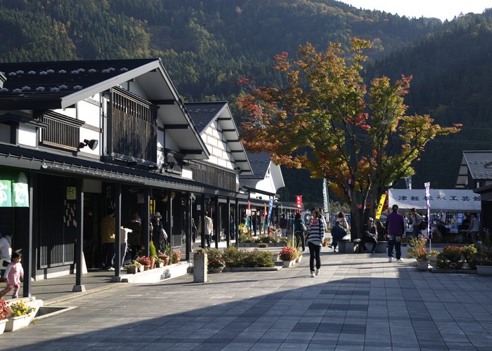 Tsugaru Traditional Crafts Museum