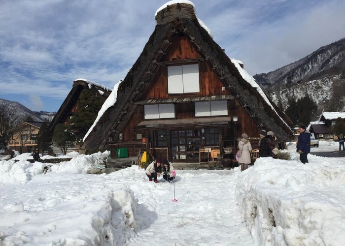 Shirakawago Gasshozukuri Homurajin Museum