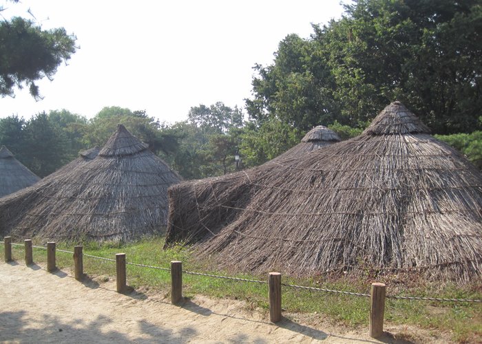 Amsadong Pre-history Settlement Site