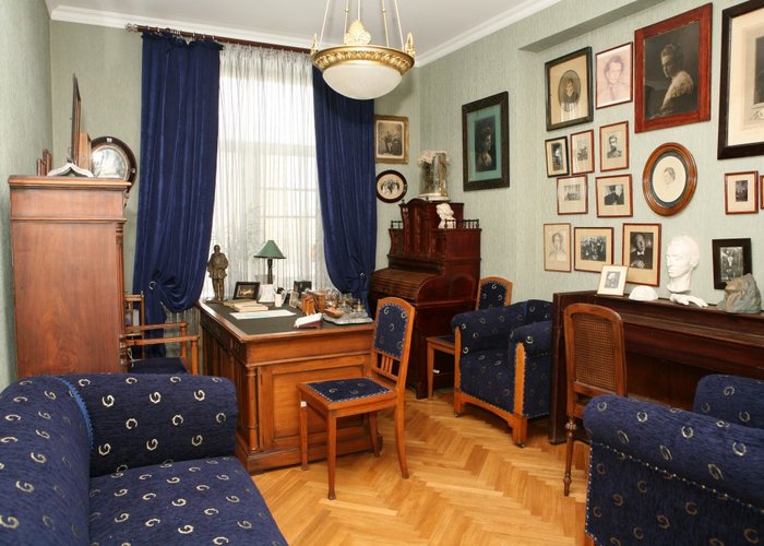 The Museum-apartment of A. B. Goldenweiser