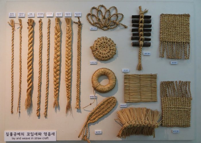 Museum of Korea Straw and Plants Handicraft