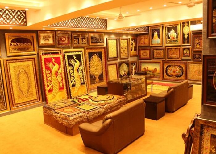 Gems & Art Gallery