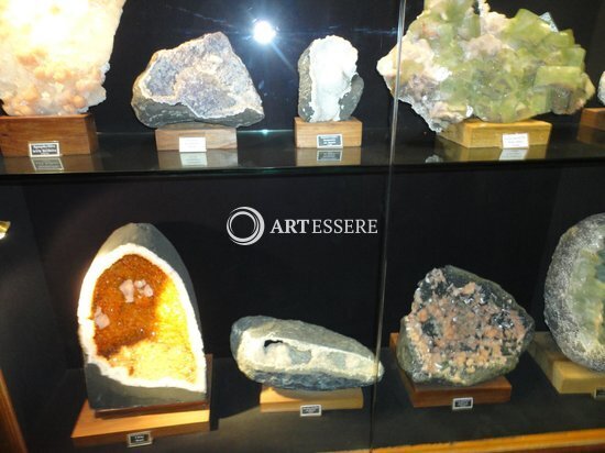 Gargoti Mineral Museum