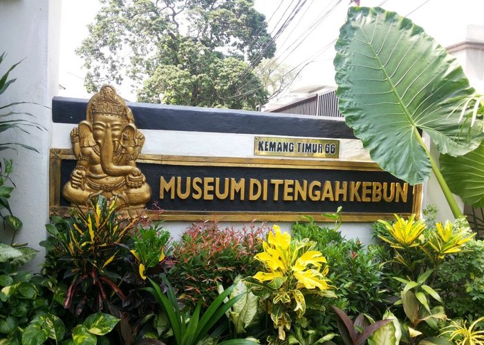 Museum Di Tengah Kebun