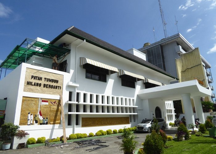 Bukit Barisan Museum