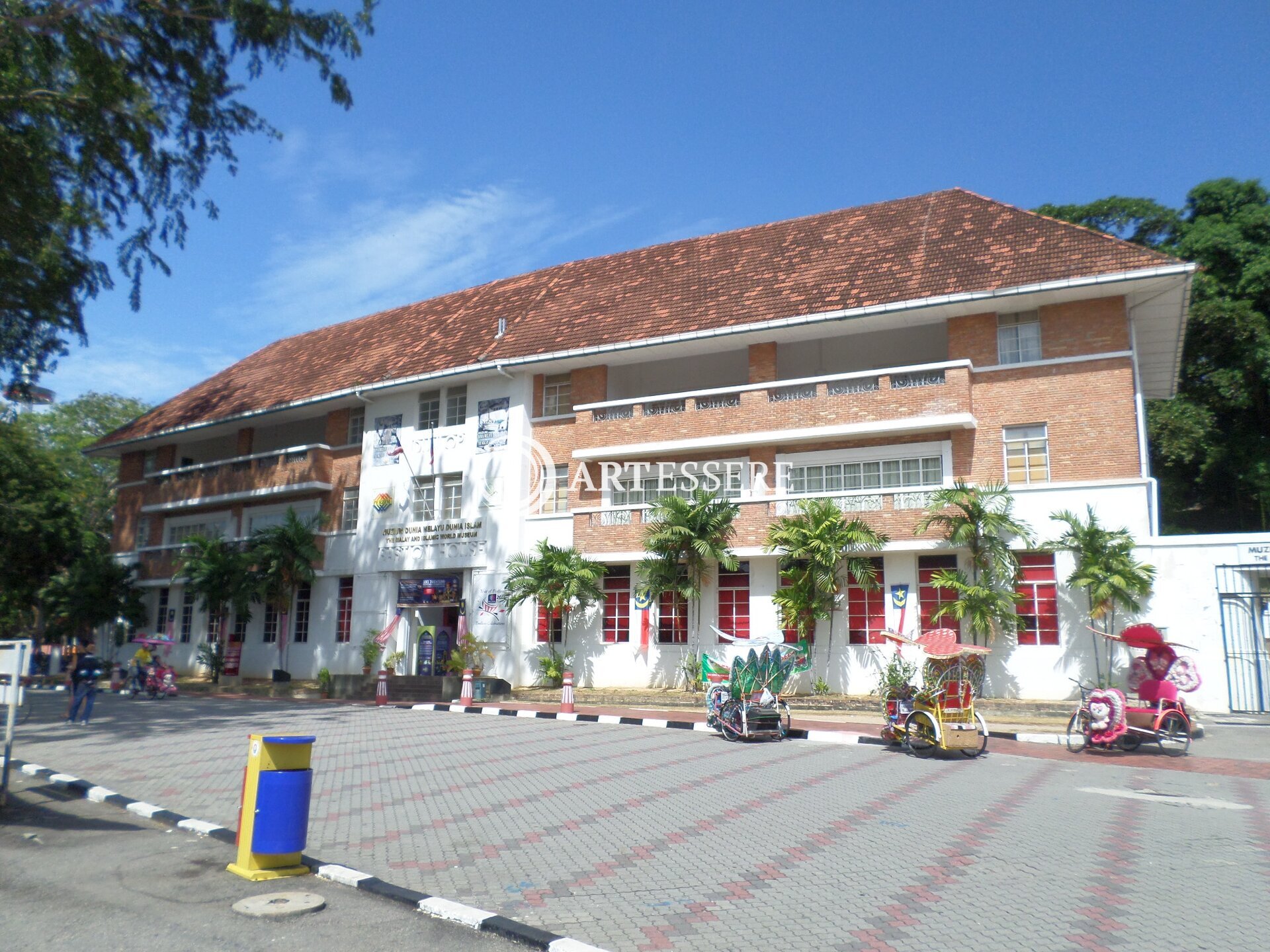 Malay and Islamic World Museum