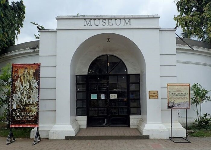 Ang Panubli-on Roxas City Museum