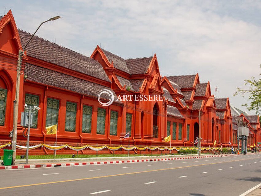 Thawornwatthu Building