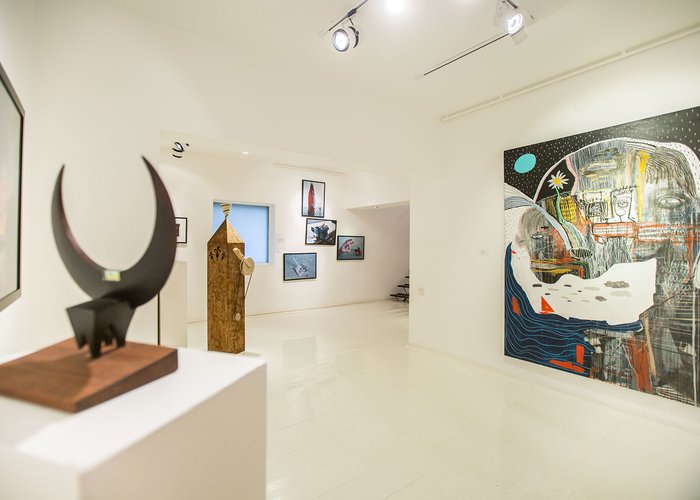 Beyaz Art Gallery