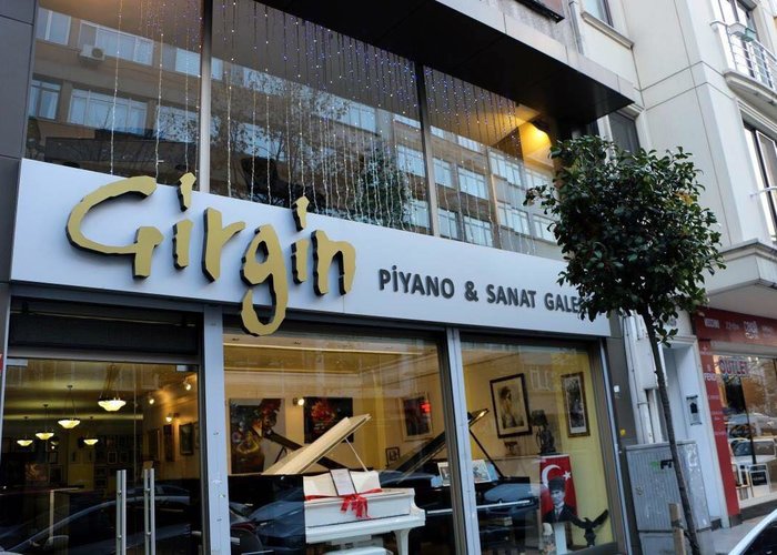 Girgin Piano & Art Gallery