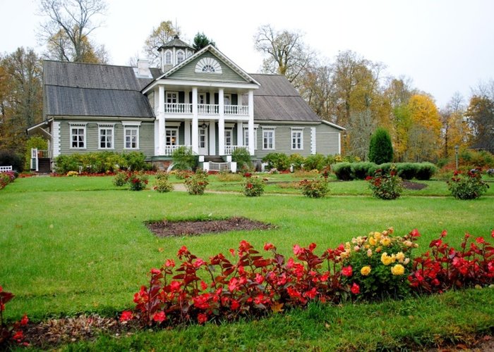 The Museum-estate «Petrovskoe»