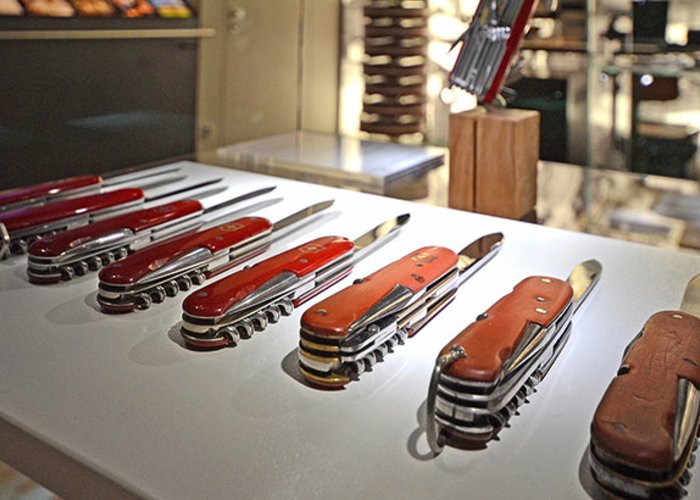Swiss Knife Valley Visitor Center Mit Victorinox Brand Store & Museum
