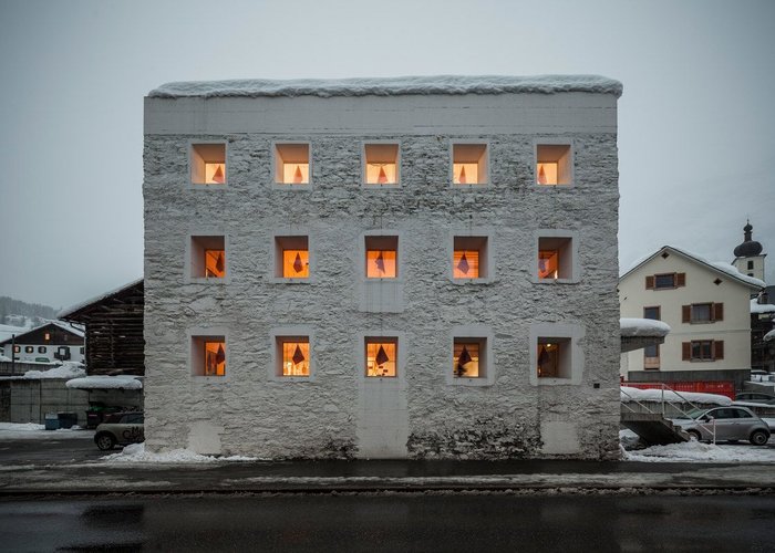 Das Gelbe Haus Flims