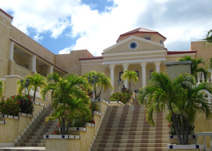 Museum of Art Caribbean University (MACU)