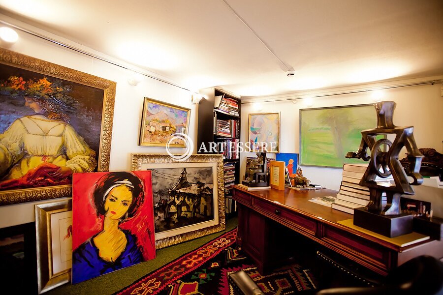 The Art Gallery «DeDiS»