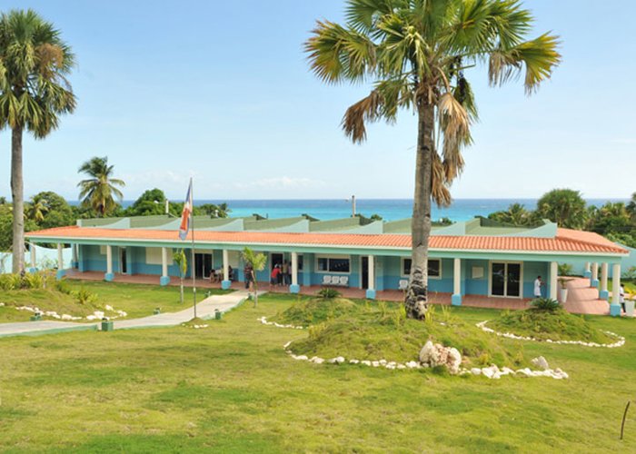 Escuela Taller y Museo Larimar