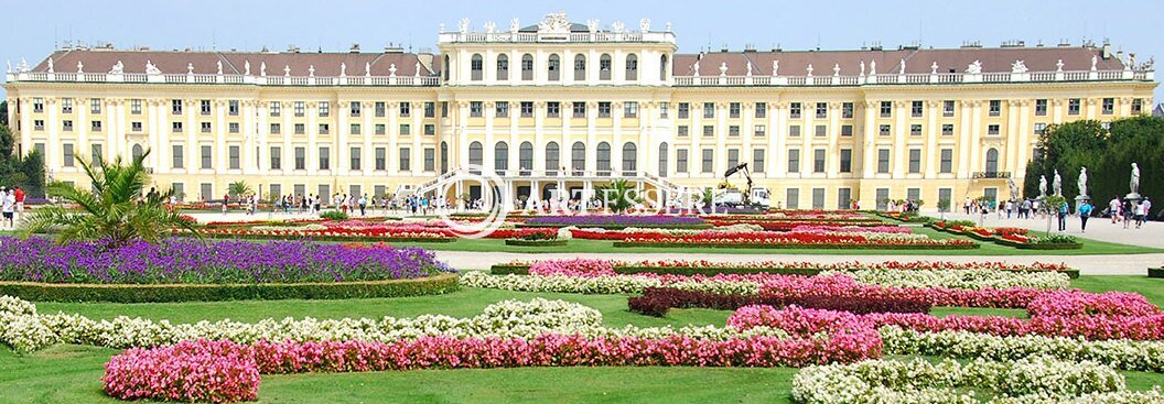 Museum of the palace and park complex of the Hofburg