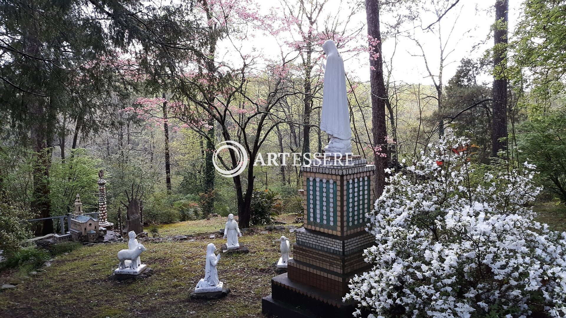 Ave Maria Grotto