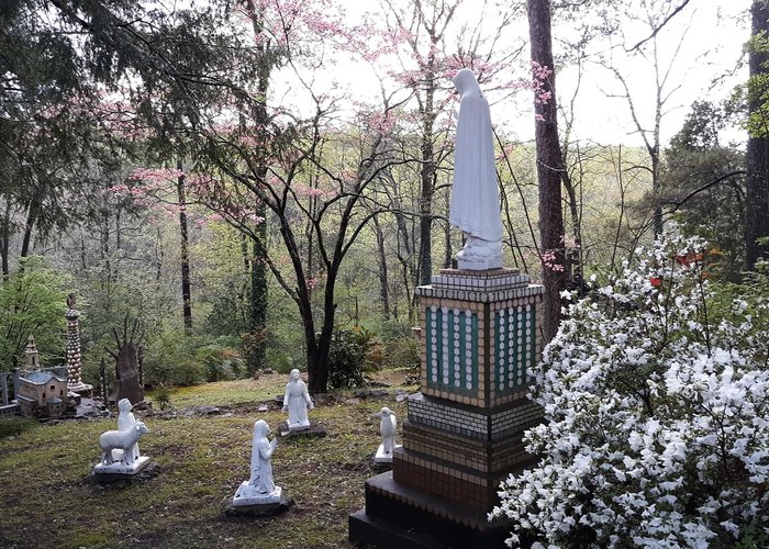 Ave Maria Grotto