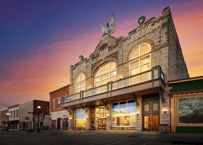 Columbian Theatre, Museum & Art Center