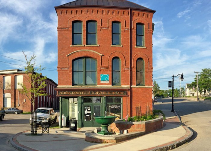 Tides Institute and Museum of Art