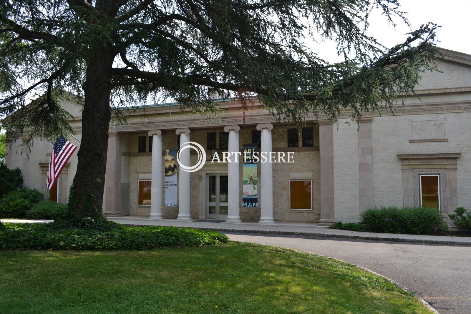 Montclair Art Museum (MAM)