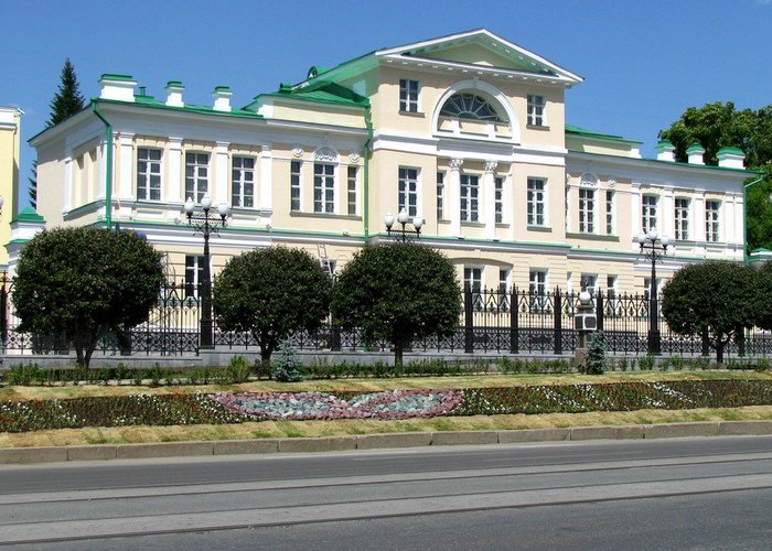 The Museum of Stonecutting and Jeweller′s art