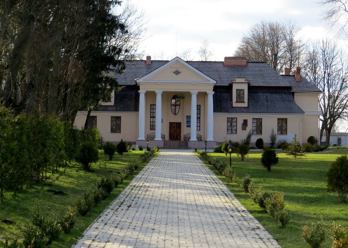 Zaturtsivsky Memorial Museum V. Lipinsky