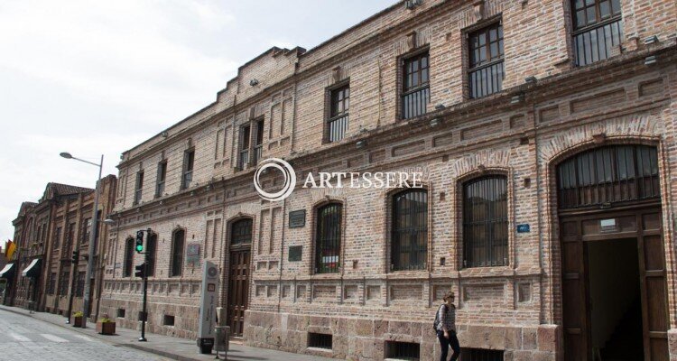 Museo Remigio Crespo Toral