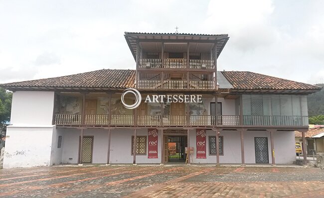 Casa de Chaguarchimbana Museo de la Tierra y las Artes de Fuego