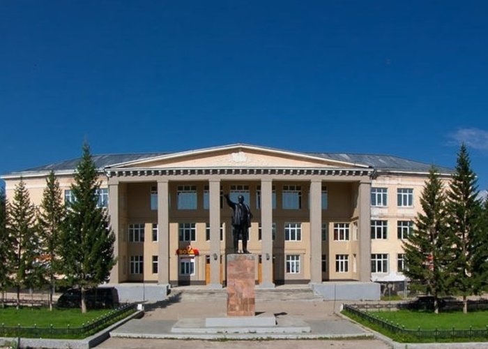 The  Zakamensk Regional House of Culture