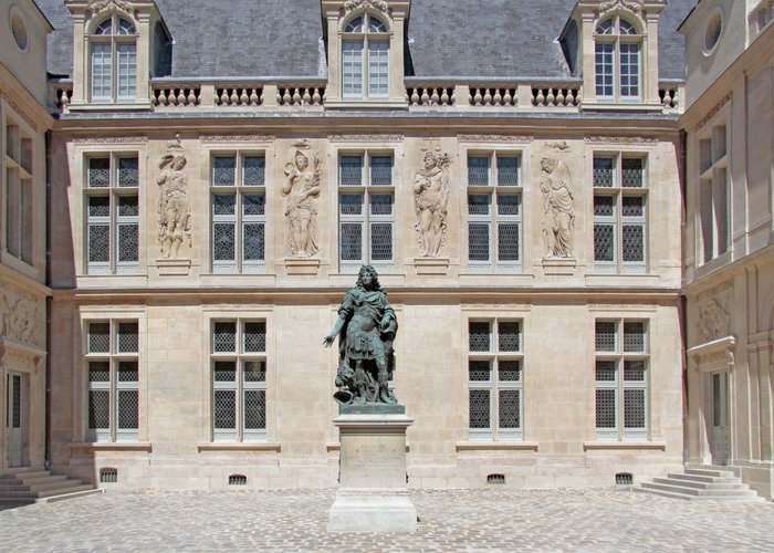 Carnavalet Museum