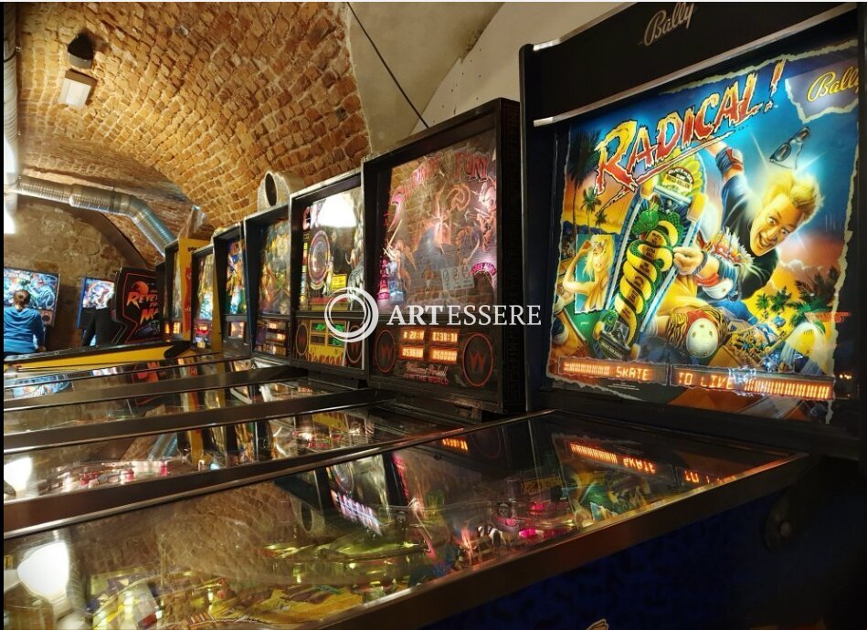 Krakow Pinball Museum