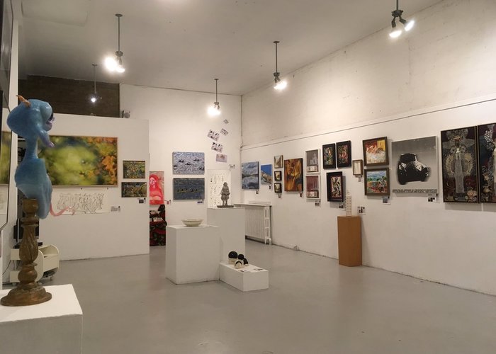 Salon West Art Gallery