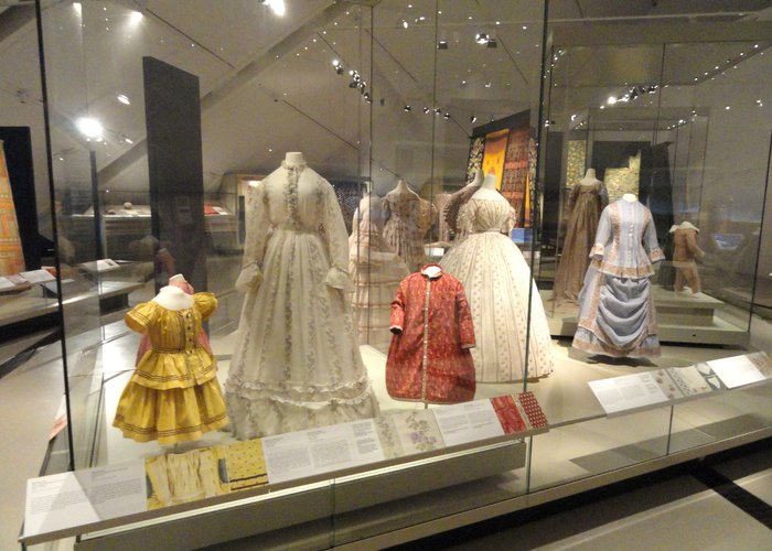 Textile and Costume Museum